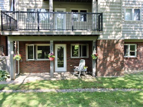 102 63 Farnham Gate Road  Halifax, NS B3M 4A7