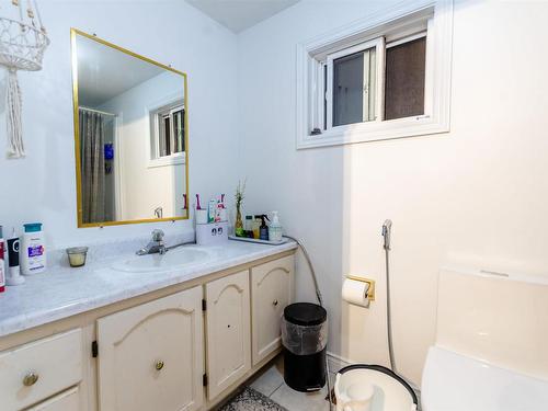 14 Huntingdon Drive, Cole Harbour, NS - Indoor Photo Showing Bathroom