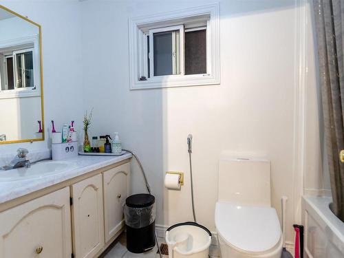 14 Huntingdon Drive, Cole Harbour, NS - Indoor Photo Showing Bathroom