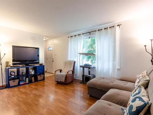 14 Huntingdon Drive, Cole Harbour, NS - Indoor Photo Showing Living Room