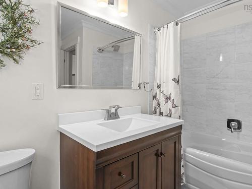116 Whitecap Ridge, Black Point, NS - Indoor Photo Showing Bathroom