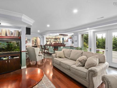 116 Whitecap Ridge, Black Point, NS - Indoor Photo Showing Living Room