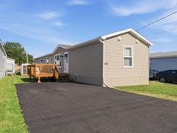 1123 Susan Drive  Beaver Bank, NS B4E 1P2
