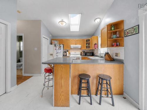 106 Jeep Crescent, Eastern Passage, NS - Indoor Photo Showing Kitchen