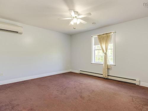 174 Prospect Avenue, Kentville, NS - Indoor Photo Showing Other Room