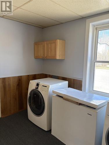 37 Hawkins St, Blind River, ON - Indoor Photo Showing Laundry Room