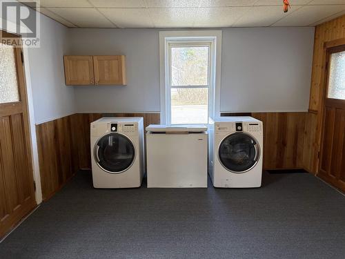 37 Hawkins St, Blind River, ON - Indoor Photo Showing Laundry Room