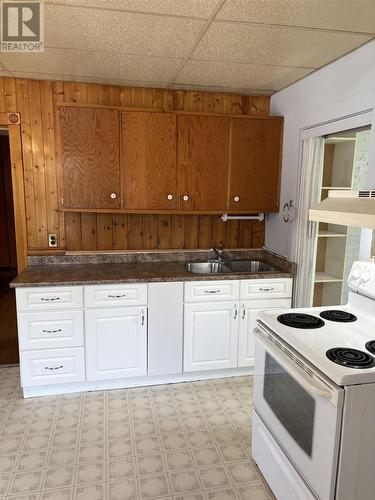 37 Hawkins St, Blind River, ON - Indoor Photo Showing Kitchen With Double Sink