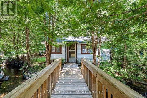 10 Brookside Drive, Tiny, ON 
