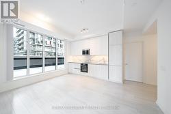 808 - 400 KING STREET W Toronto, ON M5V 1K2