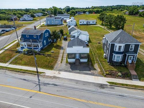 8216 Highway 1, Meteghan, NS 