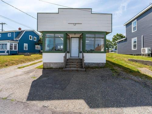 8216 Highway 1, Meteghan, NS 