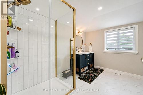 114 Elgin Avenue E, Goderich (Goderich (Town)), ON - Indoor Photo Showing Bathroom