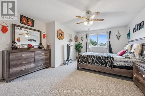 425 Exmoor Street, Waterloo, ON - Indoor Photo Showing Bedroom