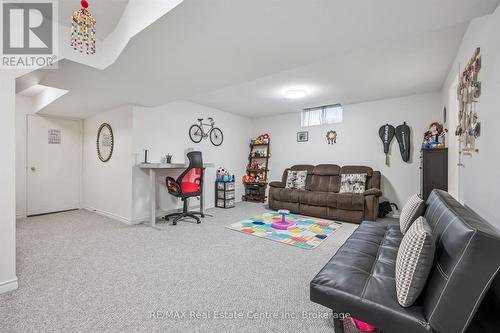 425 Exmoor Street, Waterloo, ON - Indoor
