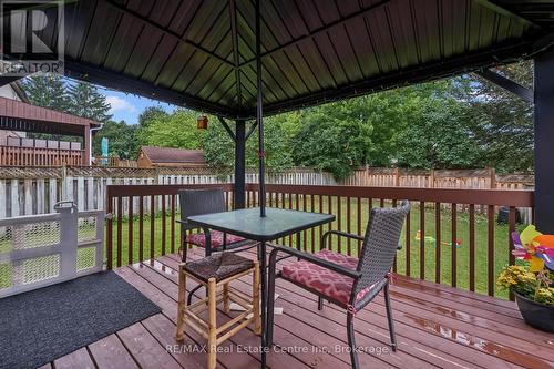 425 Exmoor Street, Waterloo, ON - Outdoor With Deck Patio Veranda With Exterior