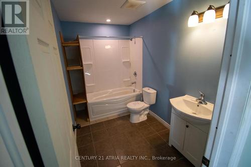 119 Knapp Street, Rideau Lakes, ON - Indoor Photo Showing Bathroom