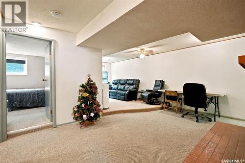 7343 8Th Avenue, Regina, SK - Indoor