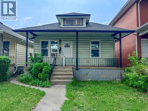 1037 HOWARD AVE  Windsor, ON N9A 1S6