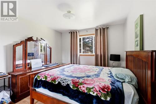 305 Moss Rd, Sault Ste. Marie, ON - Indoor Photo Showing Bedroom