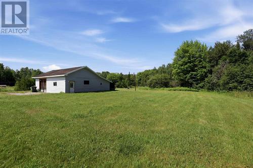 305 Moss Rd, Sault Ste. Marie, ON - Outdoor