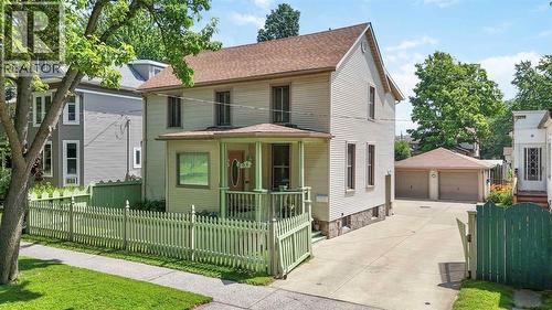 204 VIDAL STREET South  Sarnia, ON N7T 2T5