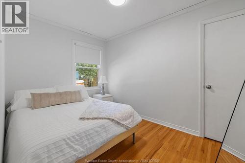 946 Belleperche, Windsor, ON - Indoor Photo Showing Bedroom