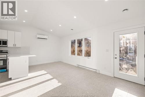 946 Belleperche, Windsor, ON - Indoor
