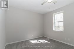 Primary bedroom - 