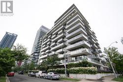 705 - 260 SACKVILLE STREET Toronto, ON M5A 0B3