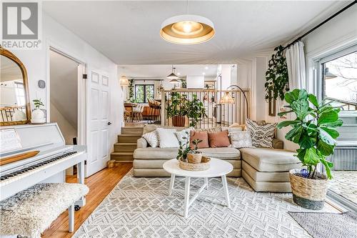 2016 Latimer Crescent, Sudbury, ON - Indoor Photo Showing Living Room