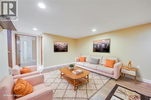 2979 Orion Crescent, Windsor, ON - Indoor Photo Showing Living Room