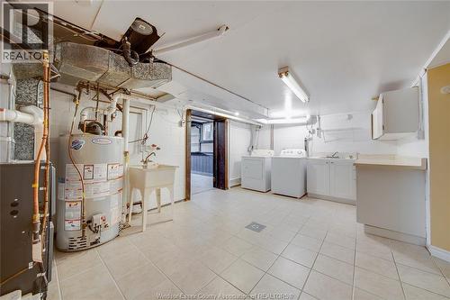 2979 Orion Crescent, Windsor, ON - Indoor Photo Showing Laundry Room