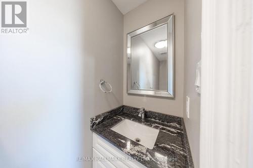 109 Thickson Road S, Whitby, ON - Indoor Photo Showing Bathroom