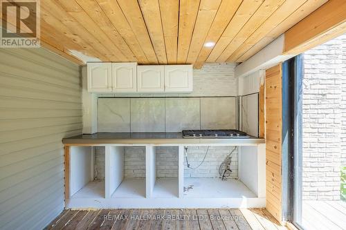 109 Thickson Road S, Whitby, ON - Outdoor With Exterior