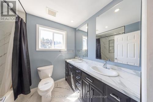 109 Thickson Road S, Whitby, ON - Indoor Photo Showing Bathroom