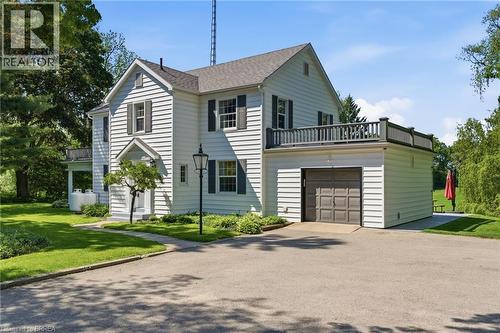 48 OXBOW Road  Brantford, ON N3T 5L6