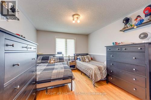 4164 Forest Fire Crescent, Mississauga, ON - Indoor Photo Showing Bedroom