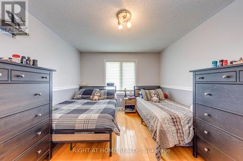 4164 Forest Fire Crescent, Mississauga, ON - Indoor Photo Showing Bedroom