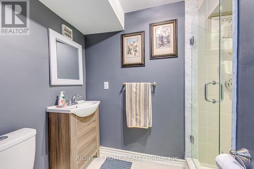 4164 Forest Fire Crescent, Mississauga, ON - Indoor Photo Showing Bathroom