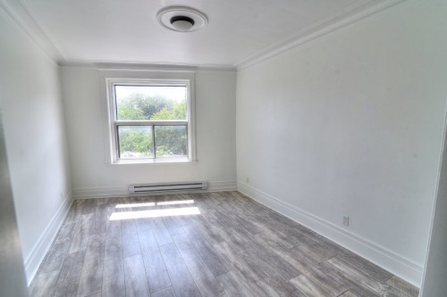 Bedroom - 1-5325 Rue Sherbrooke O., Montréal (Côte-Des-Neiges/Notre-Dame-De-Grâce), QC - Indoor Photo Showing Other Room