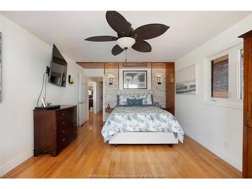12862 Riverside, Tecumseh, ON - Indoor Photo Showing Bedroom