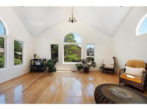 12862 Riverside, Tecumseh, ON - Indoor Photo Showing Other Room