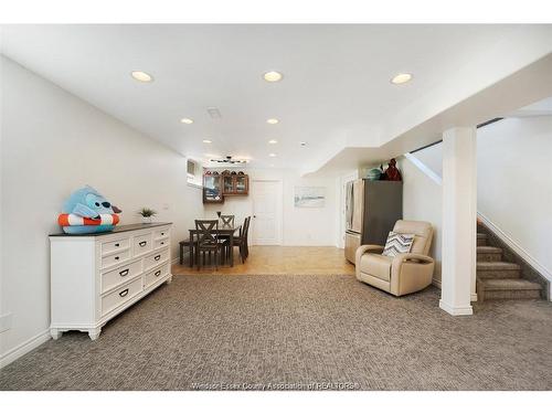 12862 Riverside, Tecumseh, ON - Indoor