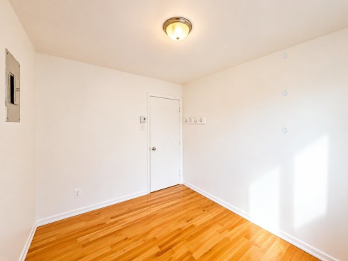 Bedroom - 61-61 Rue Ste-Anne, Montréal (L'Île-Bizard/Sainte-Geneviève), QC - Indoor Photo Showing Other Room