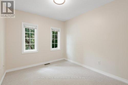306 Waymark Crescent, Ottawa, ON - Indoor Photo Showing Other Room