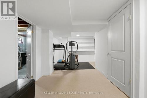 127 Tragina Avenue S, Hamilton, ON - Indoor