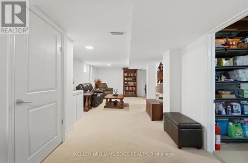 127 Tragina Avenue S, Hamilton, ON - Indoor Photo Showing Other Room