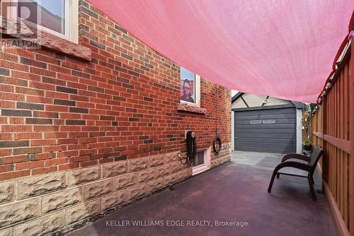 127 Tragina Avenue S, Hamilton, ON - Outdoor With Exterior