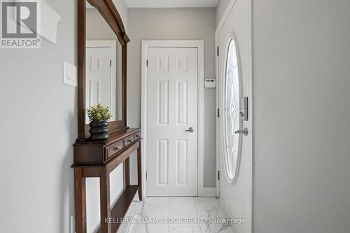 127 Tragina Avenue S, Hamilton, ON - Indoor Photo Showing Other Room